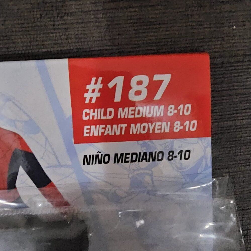 Marvel Spider-Man Classic Halloween dress up Costume for Boys Size M (8-10) - Picture 8 of 13